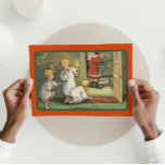 Tarjeta Festiva Vintage Red Christmas Tree Santa Gifts Winter<br><div class="desc">Este vintage Navidad retro con estilo Viento rojo,  verde y beige es una postal de vacaciones con jovencita,  árbol de navidad,  bifurcación de pino y regalos perfecta para su bienvenida de vacaciones. También puedes encontrar otros diseños en este artículo en mi tienda.</div>
