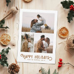Tarjeta Festiva Vintage Winter Naranjas 3 Collage de fotos<br><div class="desc">Esta hermosa tarjeta fotográfica de vacaciones presenta tipografía de estilo vintage que dice "Felices Fiestas,  junto con tres plantillas de fotos. La parte trasera de la tarjeta presenta un diseño vintage de naranjas y flores de invierno.</div>