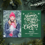 Tarjeta Festiva Warmest Wishes This Christmas Cute Family Photo<br><div class="desc">Envíe hermosos saludos de vacaciones con esta Hermosa tarjeta de Navidad a sus familiares o amigos, Este lindo diseño con Foto con marco Vertical con un fondo verdey la frase "Warmest Wishes this Christmas" con una foto que se puede personalizar con la tuya! La parte posterior de la tarjeta contiene...</div>