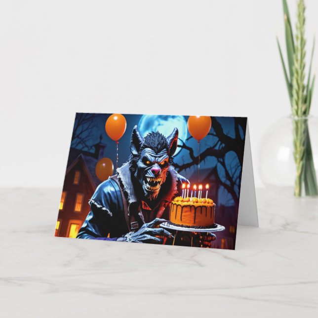 Tarjeta Festiva Werewolf con pastel - Cumpleaños en Halloween (Anverso)
