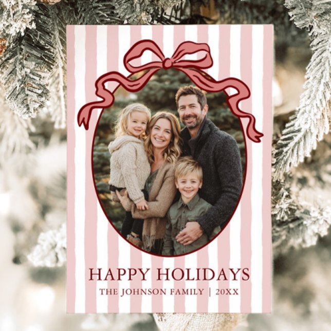 Tarjeta Festiva Whimsical Hand Drawn Coquette Red Bow Family Photo (Whimsical Hand Drawn Coquette Red Bow Family Photo Holiday Card)