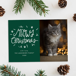 Tarjeta Festiva Whimsical Meowy Navidades Green Cat Photo