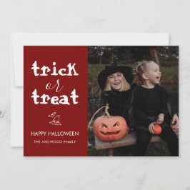 Tarjeta Festiva Whimsical Trick or Treat Script Halloween Photo