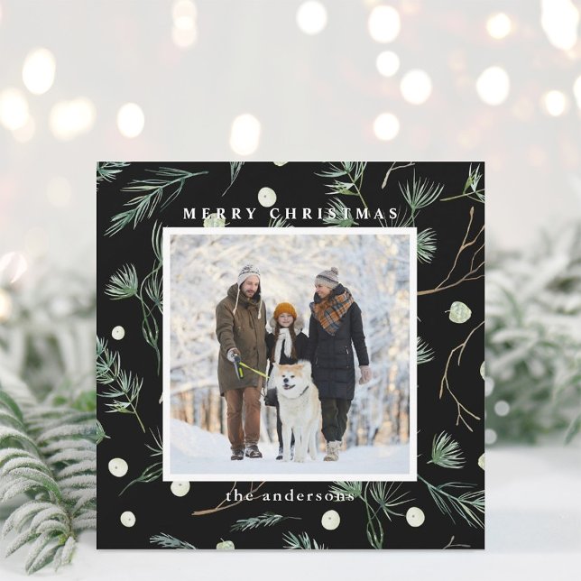 Tarjeta Festiva Winter Evergreen Foliage Photo Black Square (Subido por el creador)