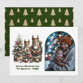 Tarjeta Festiva Woodland Squirrel Family Cozy Forest Christmas