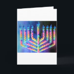 Tarjeta Festival de Lites<br><div class="desc">un menorah del chanukah en sombras del azul y del fuschia.</div>
