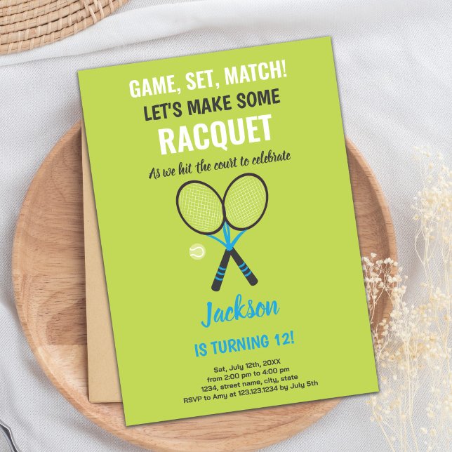 Tarjeta Fiesta deportiva infantil editable con raq (Green Tennis Birthday Invitations)