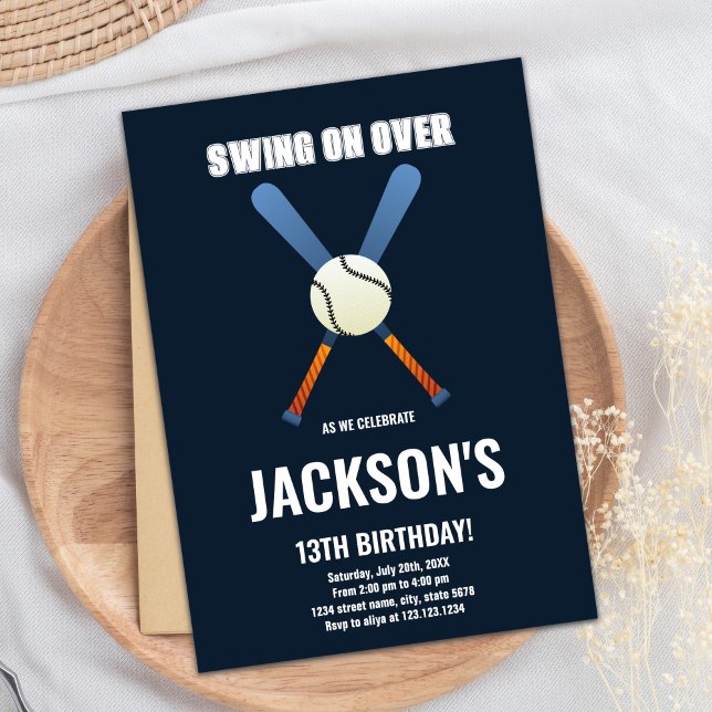 Tarjeta Fiesta deportiva para niños con bolas clás (Dark Blue Baseball Birthday Invitations)