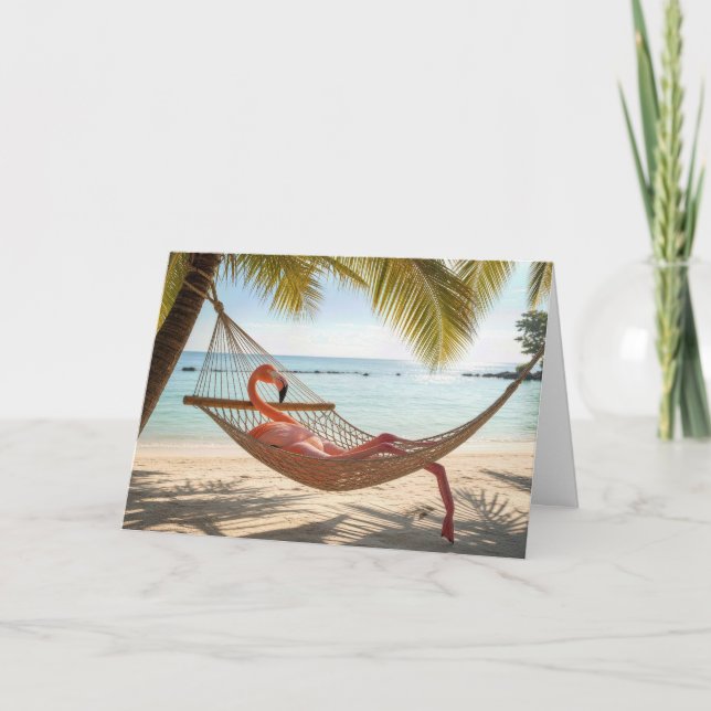 Tarjeta Flamenco de cumpleaños descansando en una hamaca (Anverso)