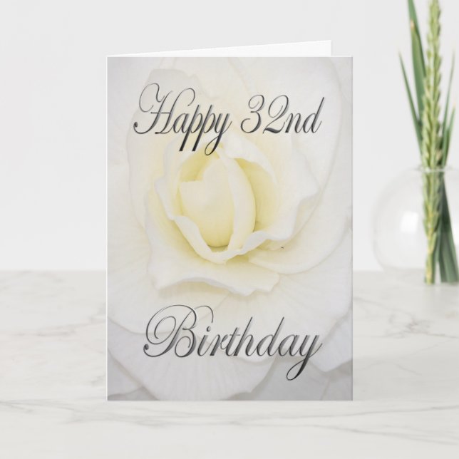 Tarjeta Flor Blanca Feliz cumpleaños número 32 (Anverso)
