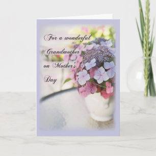 Tarjeta Flor del día de la abuela en la mesa