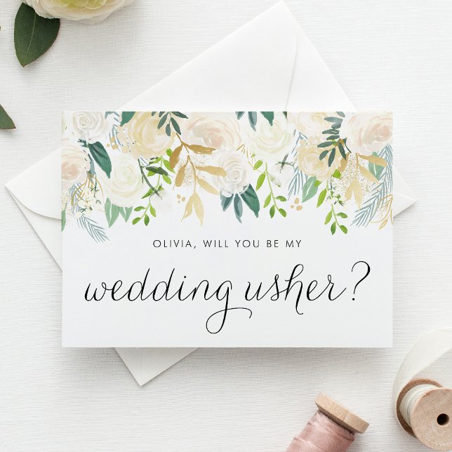 Tarjeta Flores De Marfil Suaves Serás Mi Boda Usher (Elegant wedding usher proposal card featuring ivory flowers, greenery, and faux gold foil accents.)