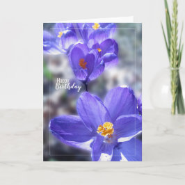 Tarjeta Flores Moradas de Crocus Feliz Cumpleaños