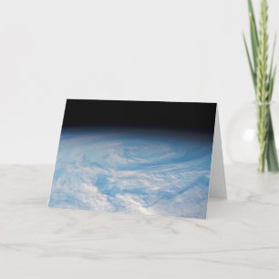 Tarjeta Formación de nubes circulares sobre el Océano Pací