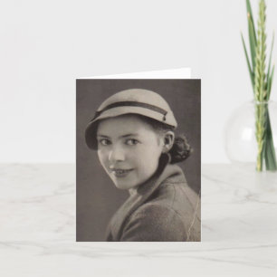 Tarjeta Foto blanco y negro vieja de la señora hermosa de