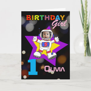 Tarjeta foto de cumpleaños de niña astronauta tema espacia