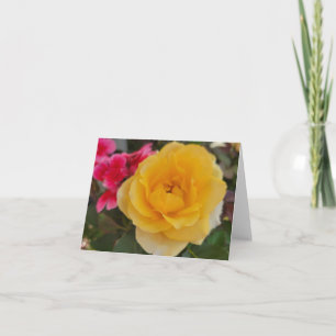 Tarjeta Foto de flor de rosa amarilla en flor