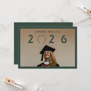 Tarjeta Foto de graduación del año de graduado verde moder