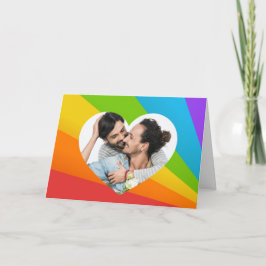 Tarjeta Foto de pareja gay arcoiris en el corazón de amor 