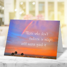 Tarjeta Foto del arco iris al atardecer cree en guión de c