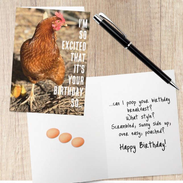 Tarjeta Fotografía de primer plano de la mirada de lado de (chicken humor cover and inside template text)