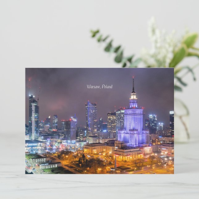 Tarjeta Fotografía de Varsovia, Polonia en el horizonte, (Anverso de pie)