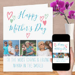 Tarjeta Fotografías del tercer día de la madre: Corazones<br><div class="desc">Crea tu propia tarjeta del Día de la Madre con 3 de tus fotos favoritas. El diseño tiene una tipografía con letras a mano decorada con garabatos del corazón de amor. La plantilla de fotos mostrará sus imágenes en formato cuadrado/instagram en un sencillo collage de fotos. Los colores y saludos,...</div>