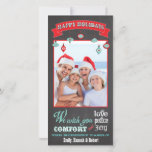 Tarjeta fotográfica Chalkboard Holiday<br><div class="desc">Tarjeta de fotos Guay y Modern Chalkboard Happy Holidays con divertidas fuentes gráficas,  banner y adornos decorativos colgados en una pizarra o en el fondo de Chalkboard. Ilustracion dibujado a mano por McBooboo.</div>