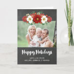 Tarjeta fotográfica Chalkboard Red Floral Happy Ho<br><div class="desc">Felices vacaciones Navidades tarjetas de fotos familiares en rústico patrón de pizarra de campo con flores blancas y rojas vintage. Desee que sus amigos y familia se encuentren bien en esta temporada de vacaciones con esta divertida tarjeta de felicitación.</div>