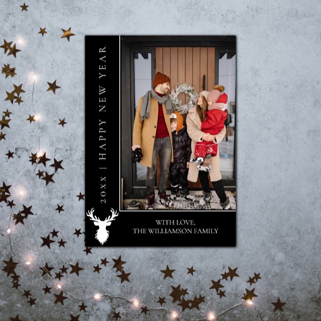 Tarjeta fotográfica de Año Nuevo para renos simple (Simple Reindeer New Years Photo Card - Black)