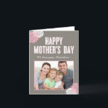 Tarjeta fotográfica de Día de la Madre Sweet Flora<br><div class="desc">Hacerla sentir amada con esta dulce tarjeta del Día de la Madre de Berry Berry Sweet.</div>