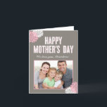 Tarjeta fotográfica de Día de la Madre Sweet Flora<br><div class="desc">Hacerla sentir amada con esta dulce tarjeta del Día de la Madre de Berry Berry Sweet.</div>