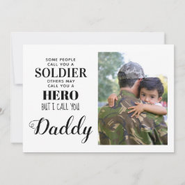 Tarjeta fotográfica del día de papá militar héroe