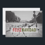 Tarjeta fotográfica navideña española moderna<br><div class="desc">Elija esta sencilla y moderna tarjeta de fotos de vacaciones española con diseño de texto rojo y verde en negrita para enviar sus saludos de vacaciones. "Felix Navidad" ELKE CLARKE© Versatile design para agregar tu foto, tu nombre y año, en un tipo de letra retro, y enviarla a familia y...</div>