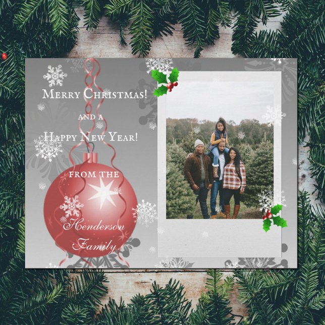 Tarjeta fotográfica Red Fancy Christmas Ornament H (Red Fancy Christmas Ornament Holiday Photo Card)