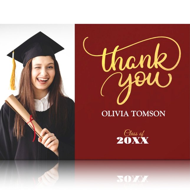Tarjeta fotográfica Red & Gold Modern Graduation G (Subido por el creador)