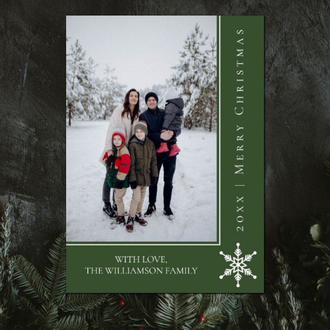 Tarjeta fotográfica simple de Snowflake para Navid (Green Simple Snowflake Christmas Photo Card)