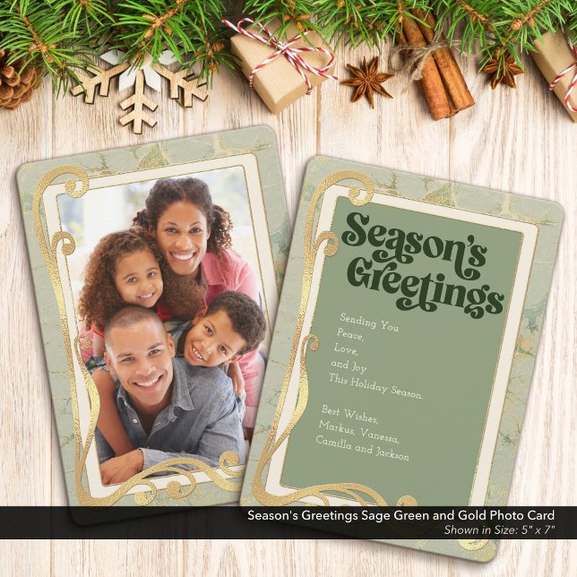 Tarjeta fotográfica verde y dorada de saludo de te (Season's Greetings, Sage Green and Gold Holiday Photo Greeting Card)