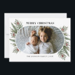 Tarjeta fotográfica Winter Floral Pine and Berry<br><div class="desc">Elegante tarjeta fotográfica para Navidades. Personalizado con tu foto,  nombres y año. Foto de freepick</div>