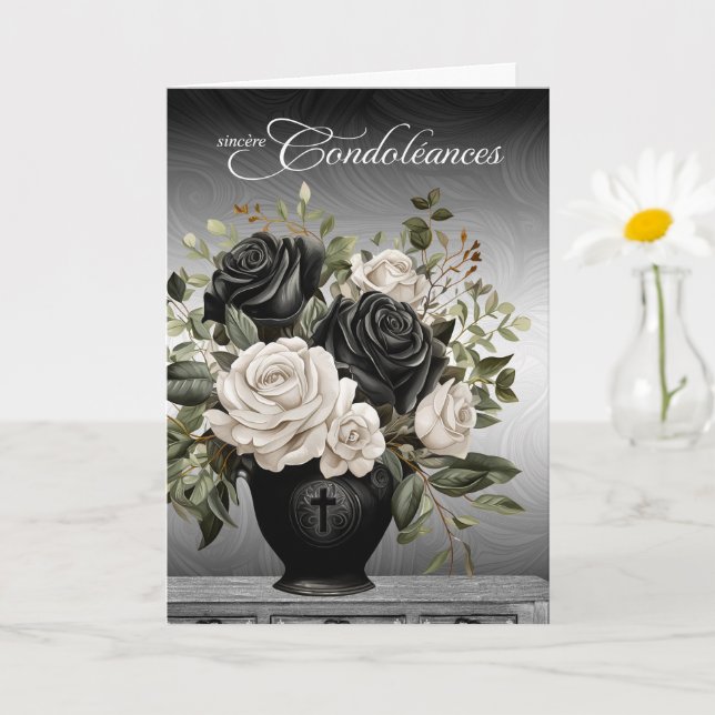 Tarjeta French Sympathy Vase of Black and White Roses (Planta pequeña)