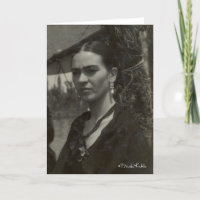Frida Kahlo en negro