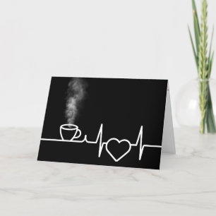 Tarjeta Fruto de aniversario con la taza de café al vapor