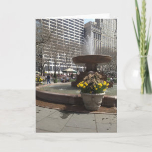 Tarjeta Fuente del Parque Bryant de NYC Daffodils New York