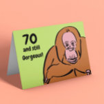 Tarjeta Funny 70 cumpleaños<br><div class="desc">¡70 y todavía magnífico! O 50, o 60... ¡de hecho, cualquier edad! Personalizable para que cambie la edad a lo que desee.</div>