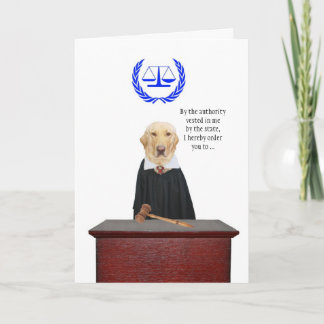 Tarjeta Funny Acá viene el cumpleaños del perro juez