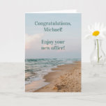 Tarjeta Funny Beach Retirement Card<br><div class="desc">Tarjeta de saludo para celebrar el retiro de un amante de la playa,  un barco,  un surfista,  etc. Asegúrese de que se personalizar el texto delantero y edite el texto interior o elimine para dejarlo en blanco.</div>