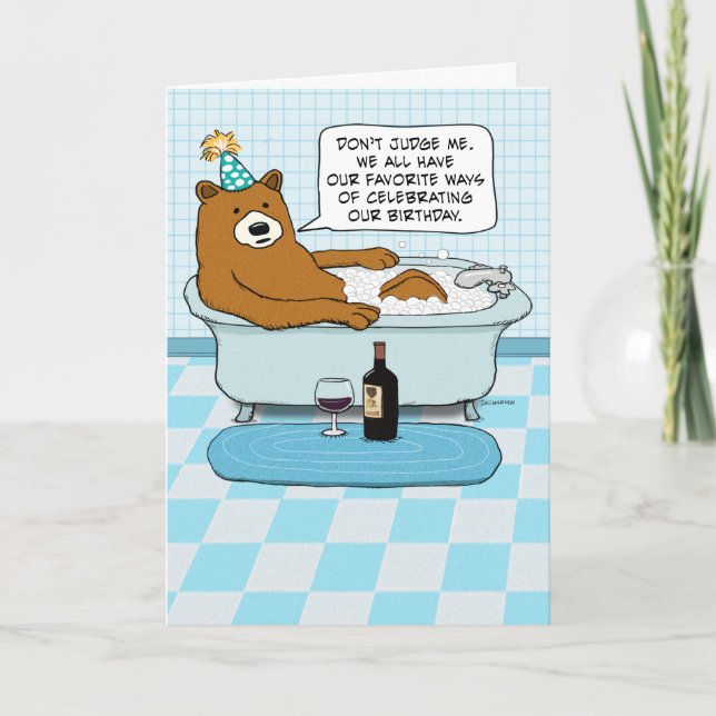 Tarjeta Funny Bear Drinking Wine, Soaking in Tub Birthday (Anverso)