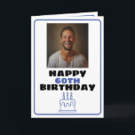 Tarjeta Funny Blue and White Photo Husband Cumpleaños<br><div class="desc">Funny Blue and White Photo Husband Cumpleaños, un diseño divertido y genial hecho para cualquiera que busque una tarjeta de cumpleaños única para su esposo en su cumpleaños. El diseño es simple y llamativo, tiene un marco simple, un pastel de cumpleaños, una foto en el medio y la información editable...</div>