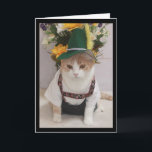Tarjeta Funny Cat German Birthday<br><div class="desc">Funny Bubba Kitty con un traje que le hice después de ver los disfraces de Ocktoberfest. Usé www.freetranslation para el texto. Dentro: "¡Feliz cumpleaños mi querido amigo!" Puede cambiar el texto en los campos de texto. Nota: Un profesor alemán se ha puesto en contacto conmigo y dice la mejor manera...</div>