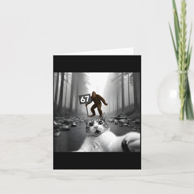 Tarjeta Funny Cat Selfie With Bigfoot 67 Six Seven Meme Me (Anverso)